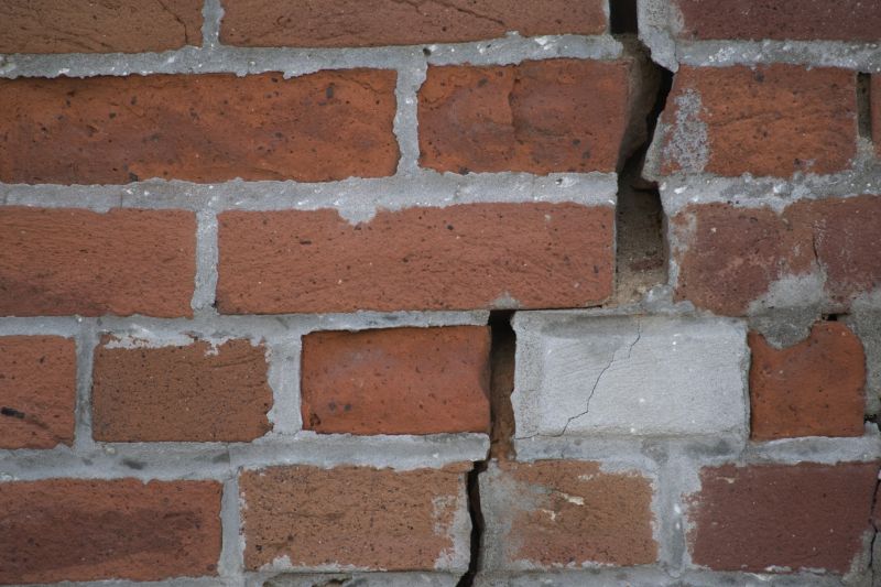 Cracked or Broken Bricks